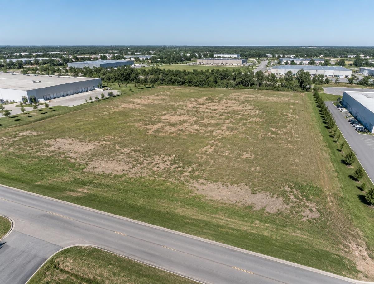 Roadside land parcel before a commercial concept is added